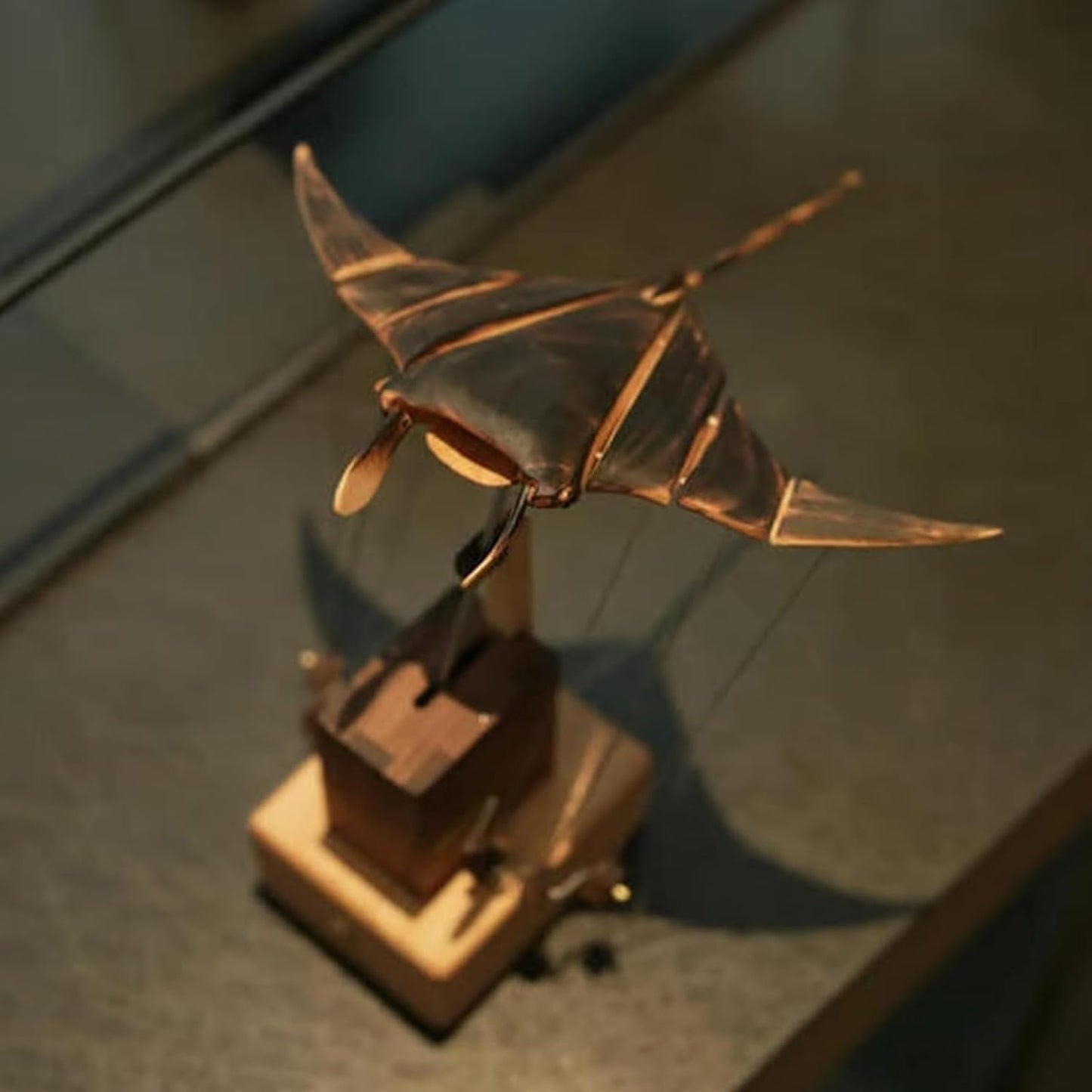 🎁Selected Christmas Gifts: Handmade Wooden Electric Manta Ray Figurine🐟